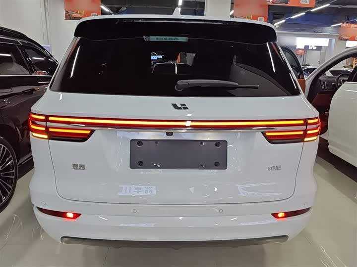 Фото 6 - LiXiang One