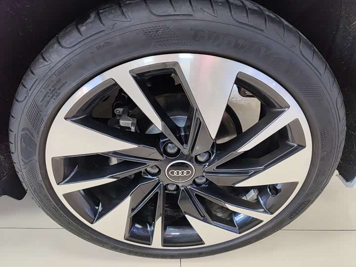 Фото 5 - Audi A3