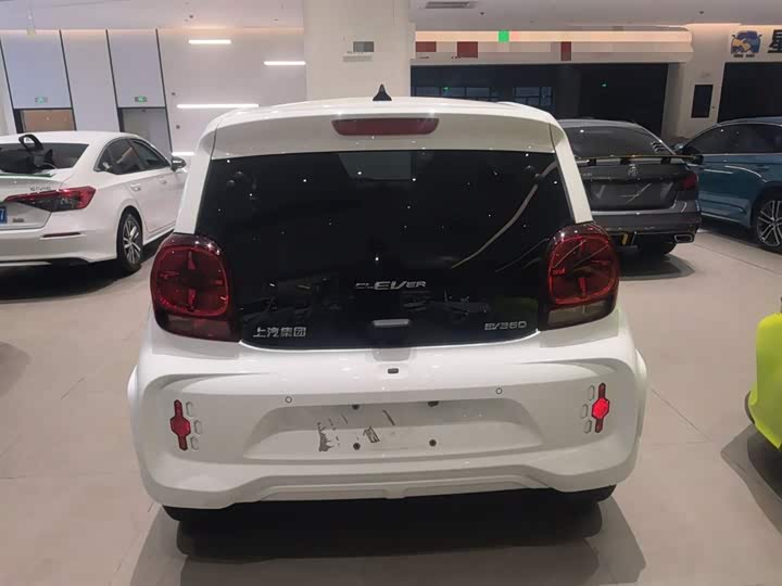 Фото 6 - Roewe Clever