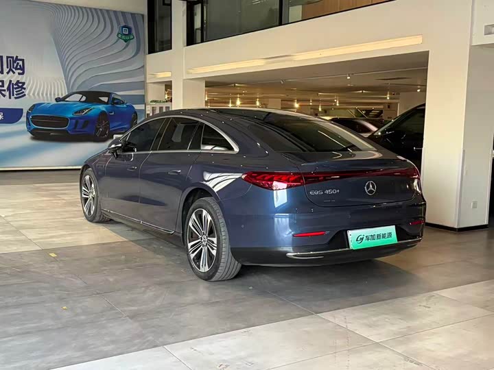 Фото 9 - Mercedes-Benz EQS