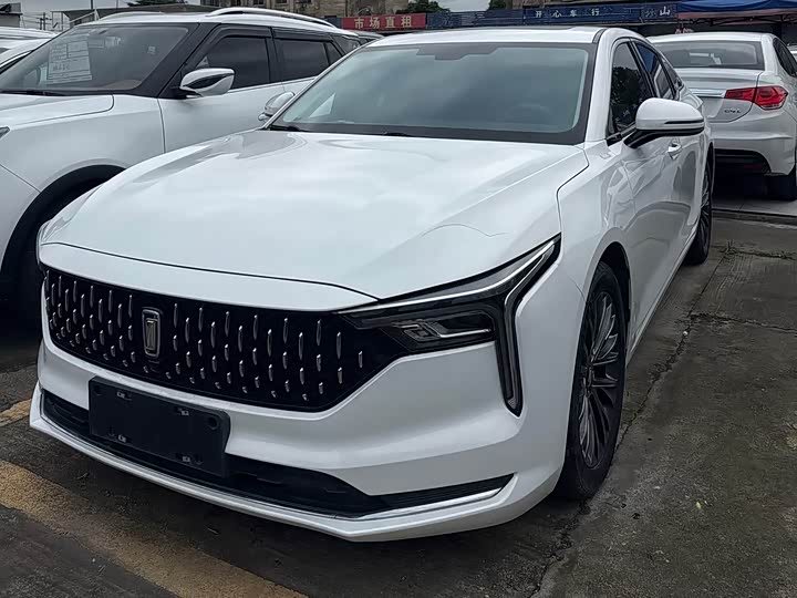 Фото 2 - Bestune B70