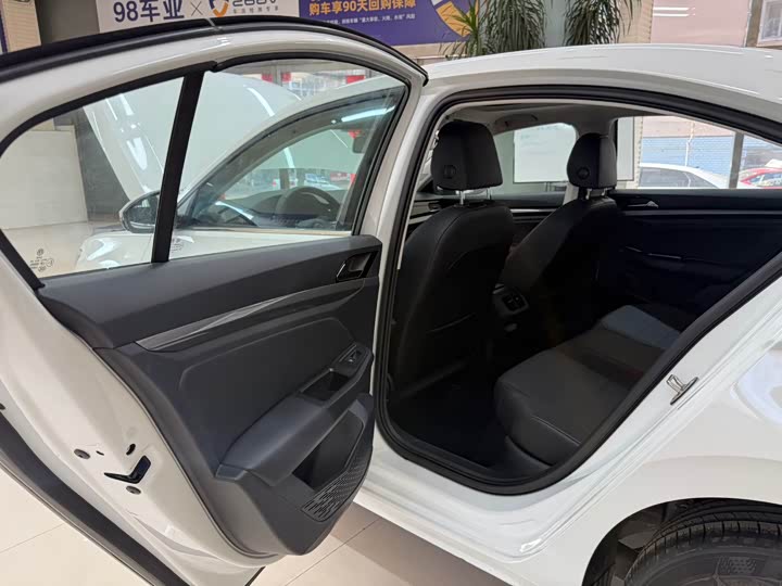 Фото 16 - Volkswagen Bora