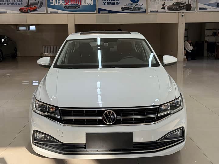 Фото 2 - Volkswagen Bora