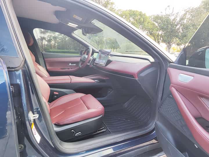 Фото 4 - Changan Deepal SL03