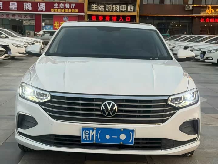 Фото 2 - Volkswagen Lavida