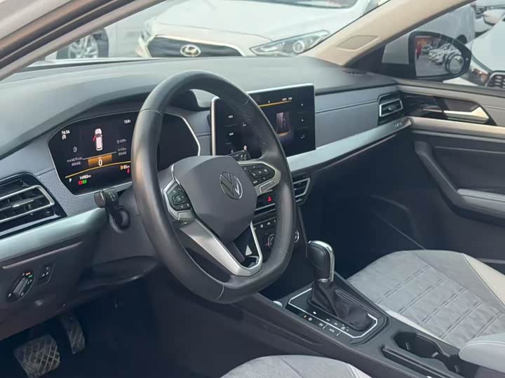 Фото 5 - Volkswagen Lavida