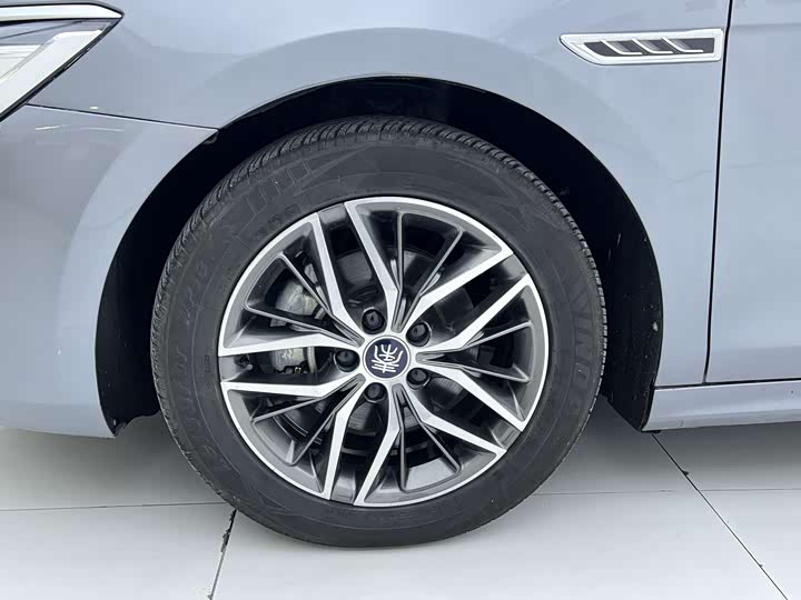 Фото 19 - BYD Qin Plus