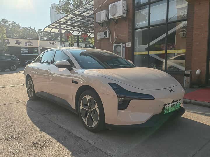 Фото 3 - XPeng Mona M03