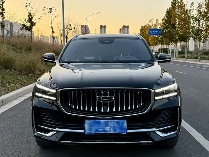 Фото 2 - Geely Monjaro