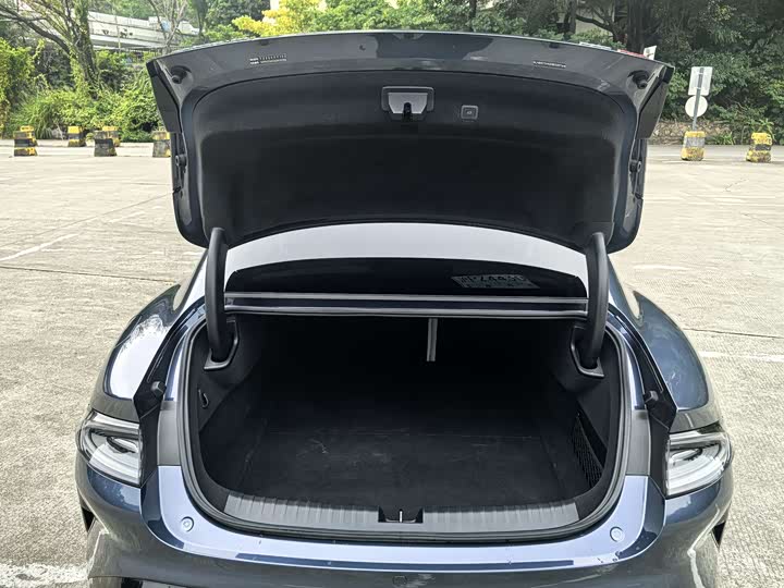 Фото 22 - Xiaomi SU7