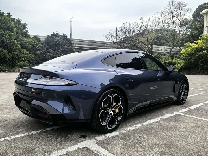 Фото 6 - Xiaomi SU7