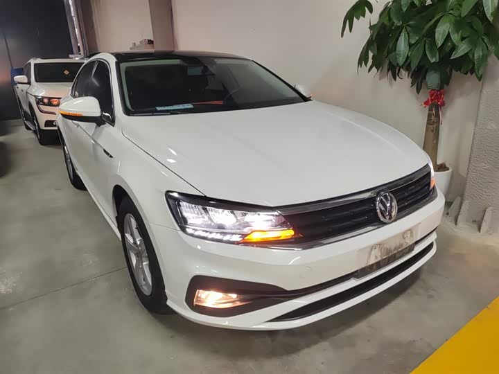 Фото 4 - Volkswagen Lamando L