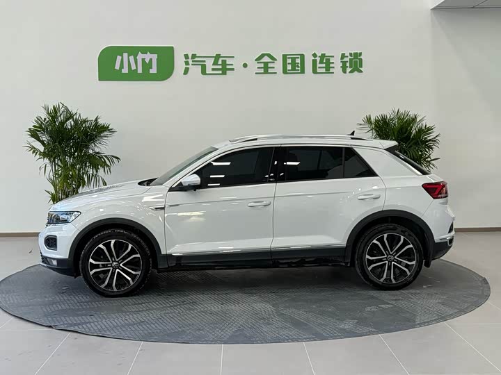 Фото 2 - Volkswagen T-Roc