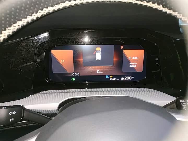 Фото 12 - Volkswagen Golf