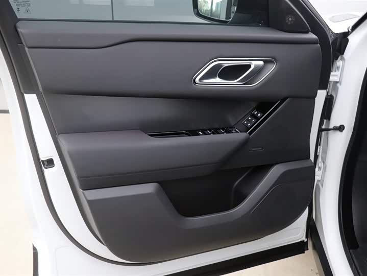 Фото 10 - Land Rover Range Rover Velar