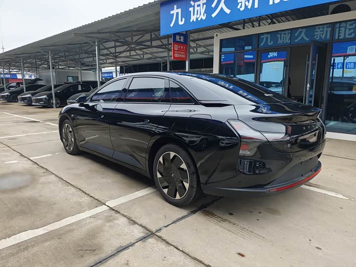 Фото 6 - XPeng Mona M03