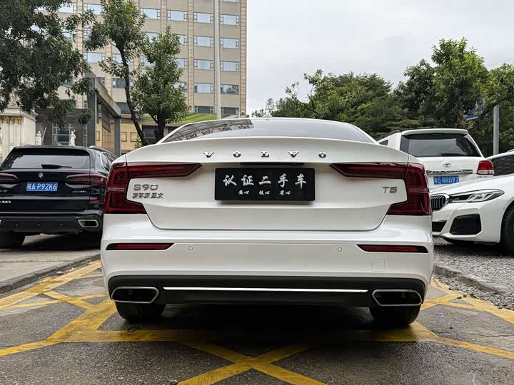 Фото 5 - Volvo S60