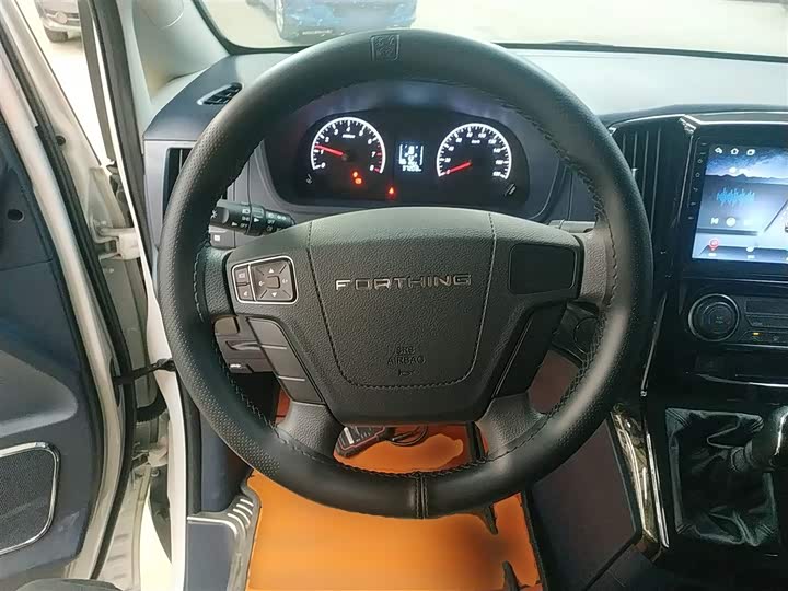 Фото 11 - Dongfeng Forthing Lingzhi Plus