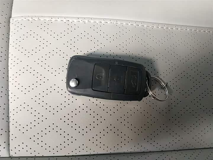 Фото 9 - Dongfeng Forthing Lingzhi Plus