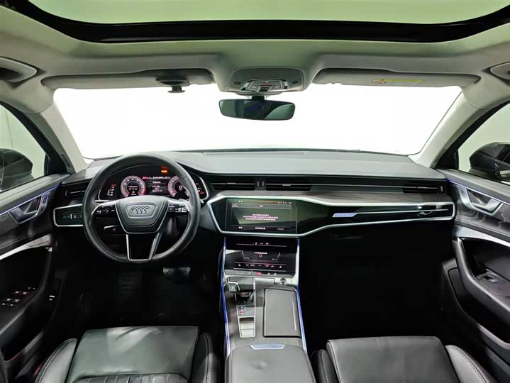 Фото 10 - Audi A6L