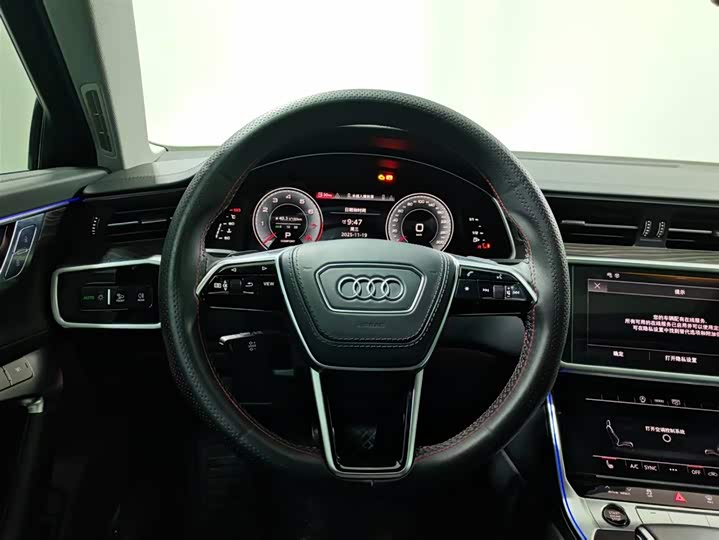 Фото 11 - Audi A6L