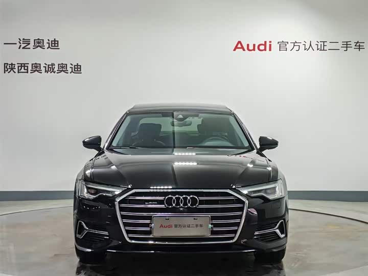 Фото 2 - Audi A6L