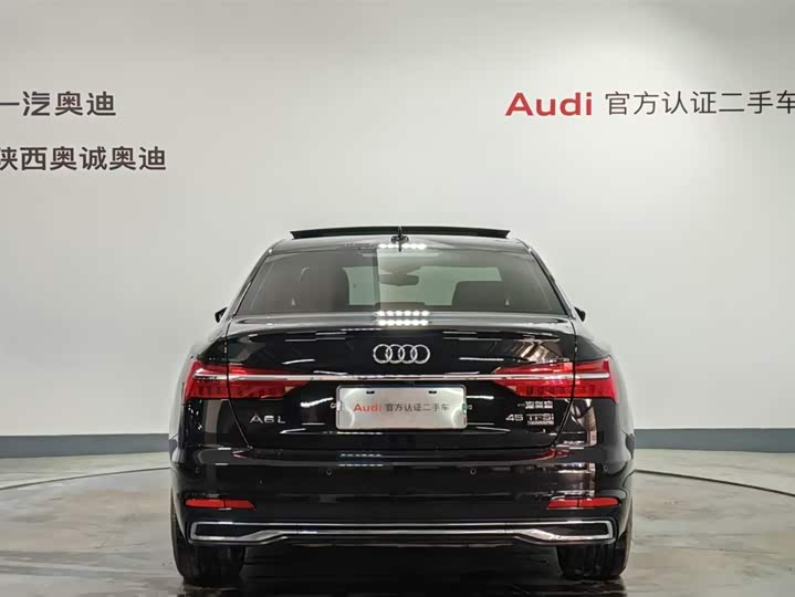 Фото 5 - Audi A6L
