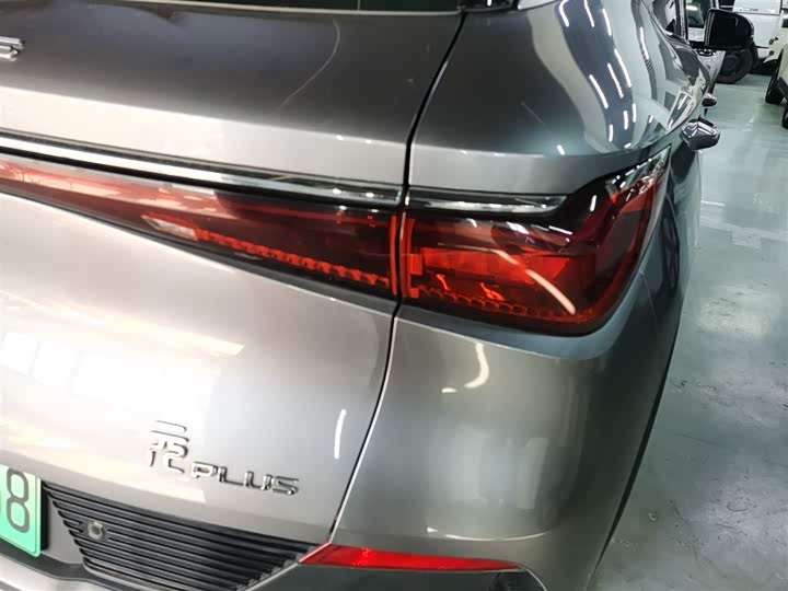 Фото 8 - BYD Yuan Plus