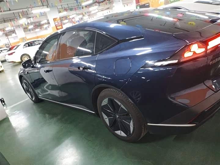 Фото 5 - Changan Deepal SL03