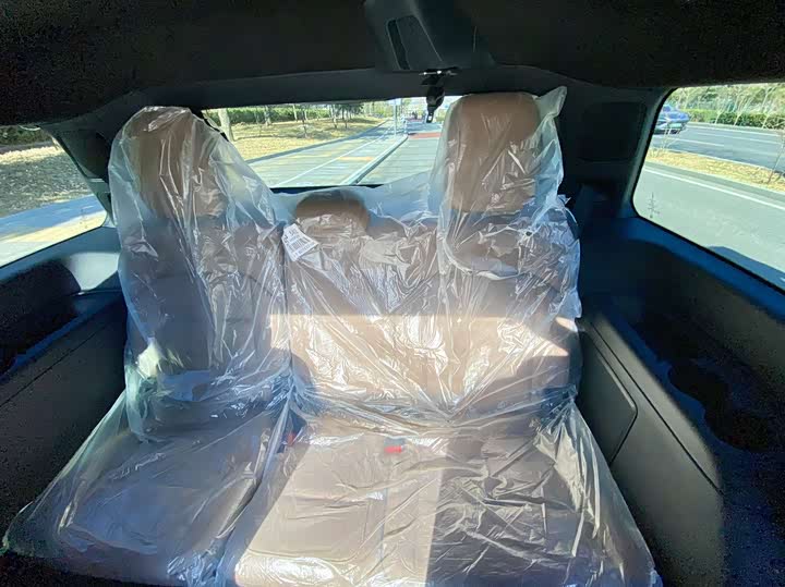 Фото 20 - Lincoln Navigator