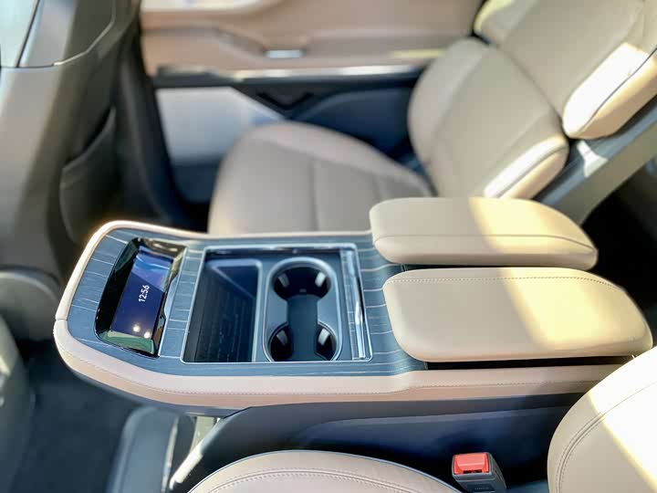 Фото 21 - Lincoln Navigator