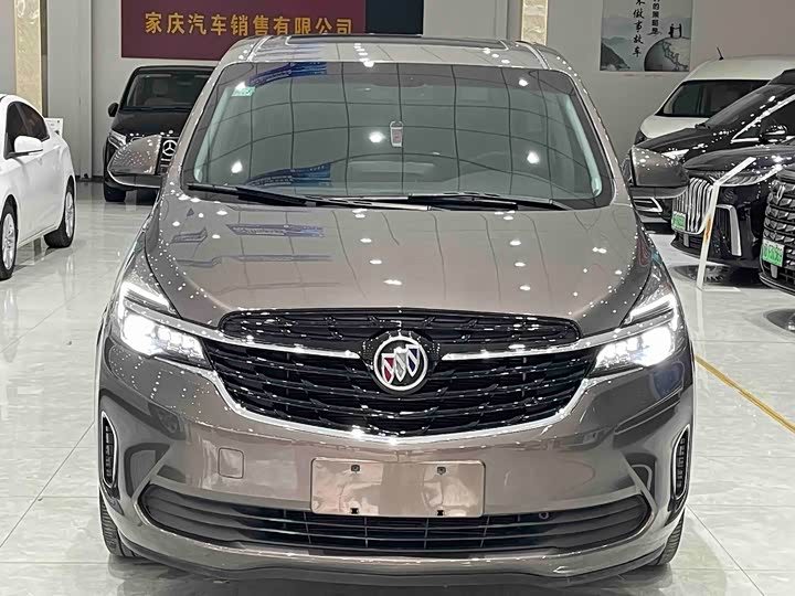 Фото 2 - Buick GL8 ES