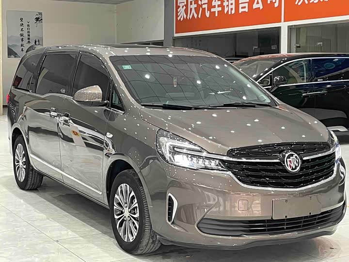 Фото 3 - Buick GL8 ES