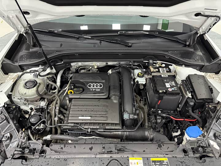 Фото 18 - Audi Q2L