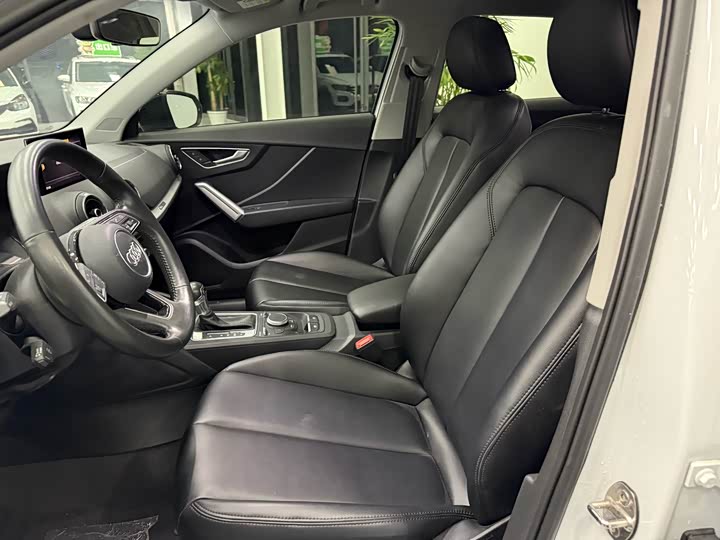 Фото 9 - Audi Q2L