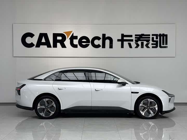 Фото 3 - XPeng Mona M03