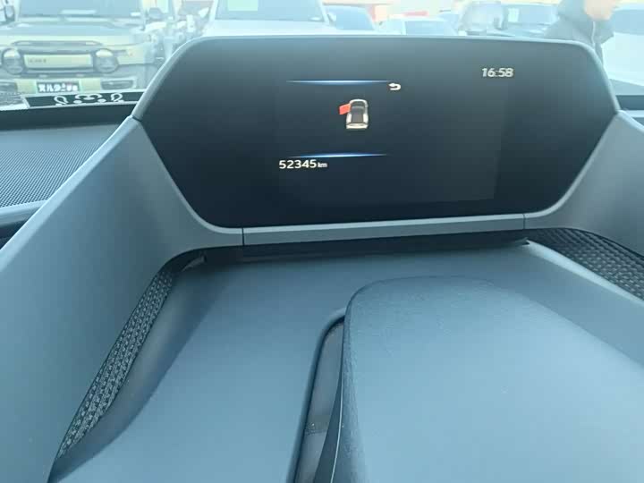 Фото 6 - Toyota bZ4X