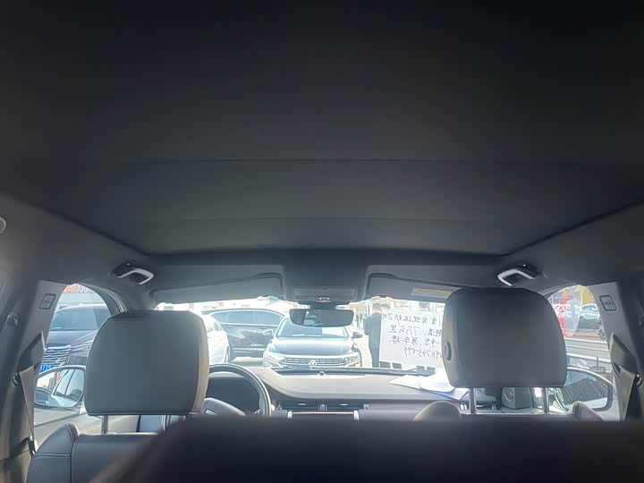 Фото 12 - Land Rover Discovery Sport