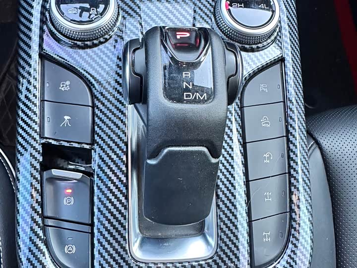 Фото 10 - Tank 300