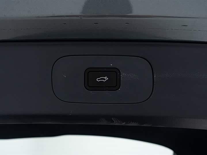 Фото 15 - Geely Galaxy Starship 7