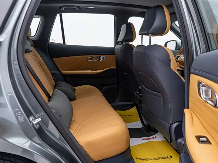 Фото 16 - Geely Galaxy Starship 7