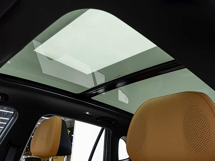 Фото 25 - Geely Galaxy Starship 7