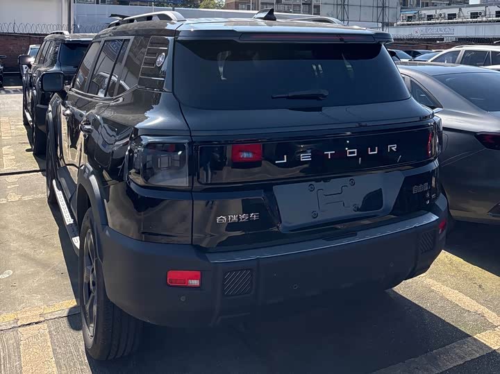 Фото 21 - Jetour Freedom