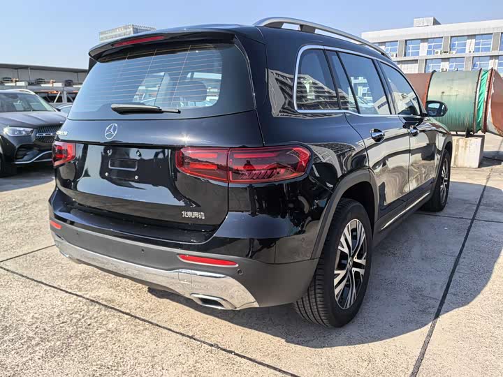 Фото 3 - Mercedes-Benz GLB-Class