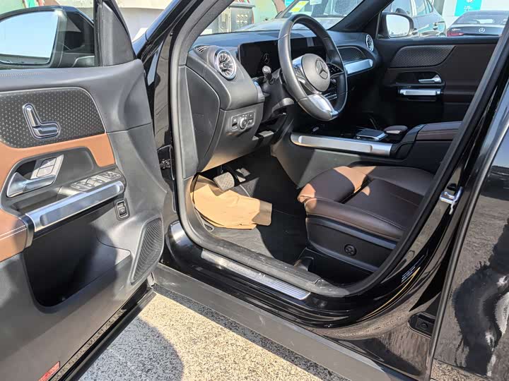 Фото 5 - Mercedes-Benz GLB-Class