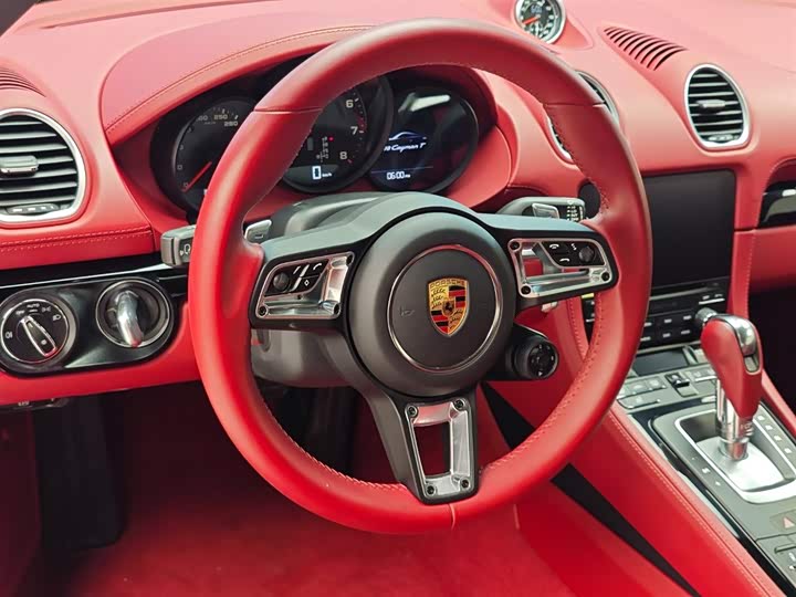 Фото 19 - Porsche 718