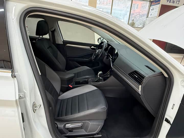 Фото 21 - Volkswagen Sagitar L