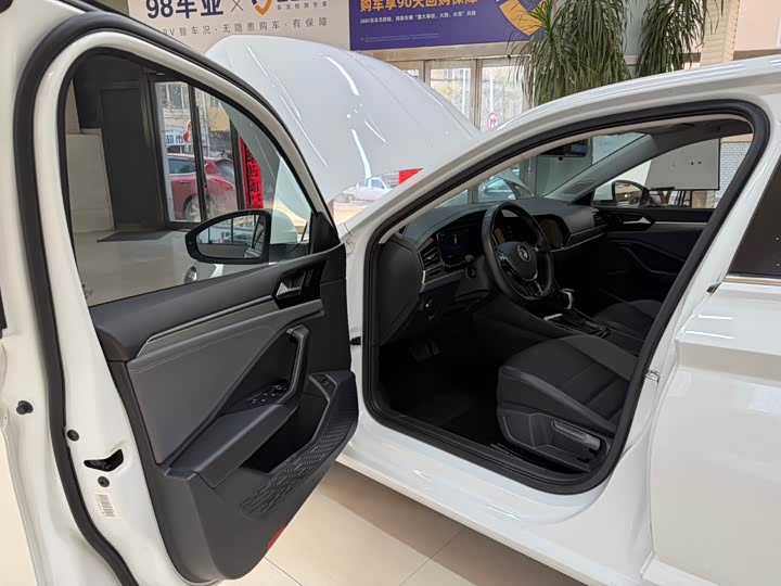 Фото 8 - Volkswagen Sagitar L