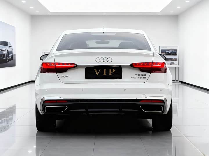 Фото 5 - Audi A4L