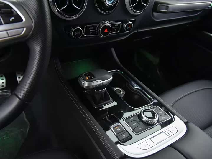 Фото 8 - BAIC Beijing BJ40